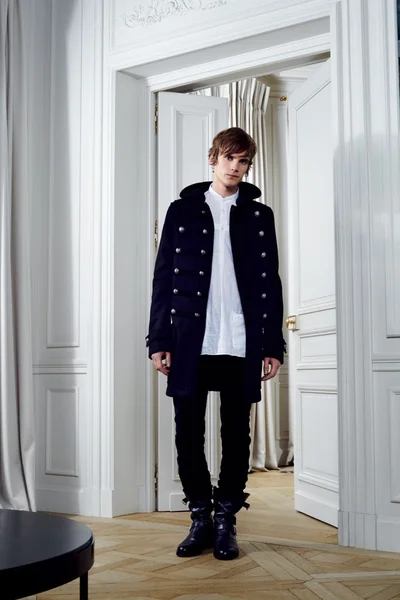 Look 11